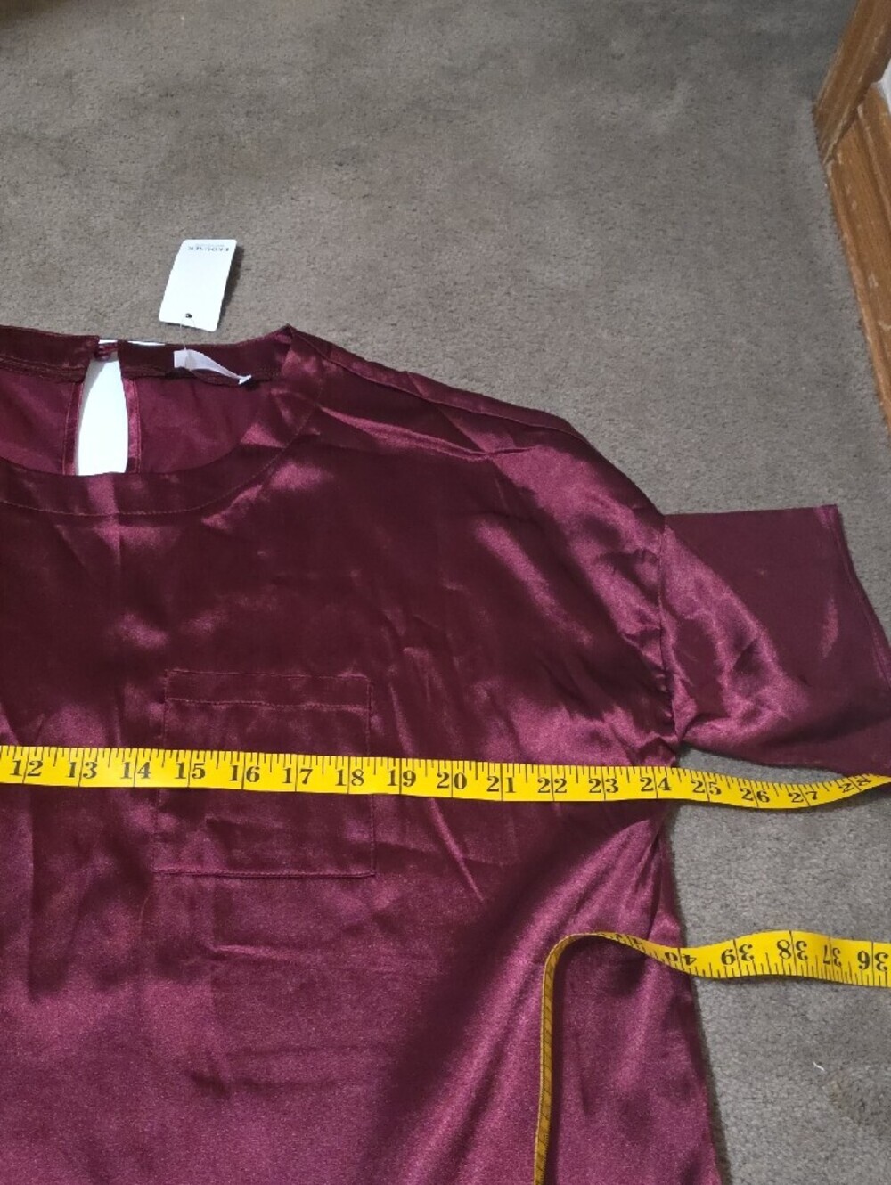 Ekouaer Women's Satin Pajama Set in Burgundy - Picture 3 of 9